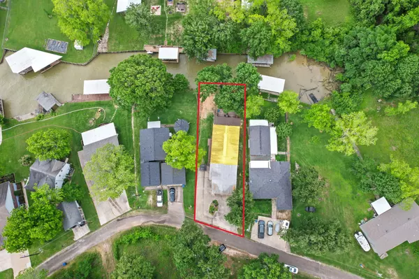 148 Sandpiper DR, Livingston, TX 77351