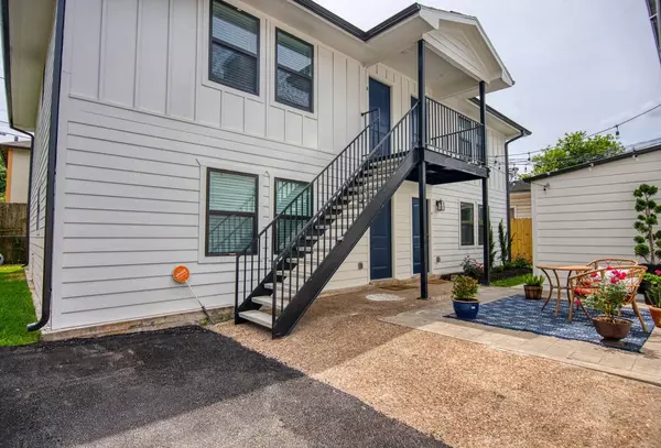 2212 Rosewood ST, Houston, TX 77004