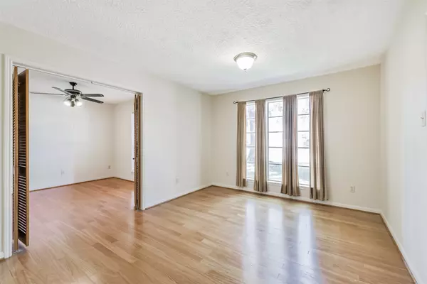 Houston, TX 77095,15339 Glenwood Park DR