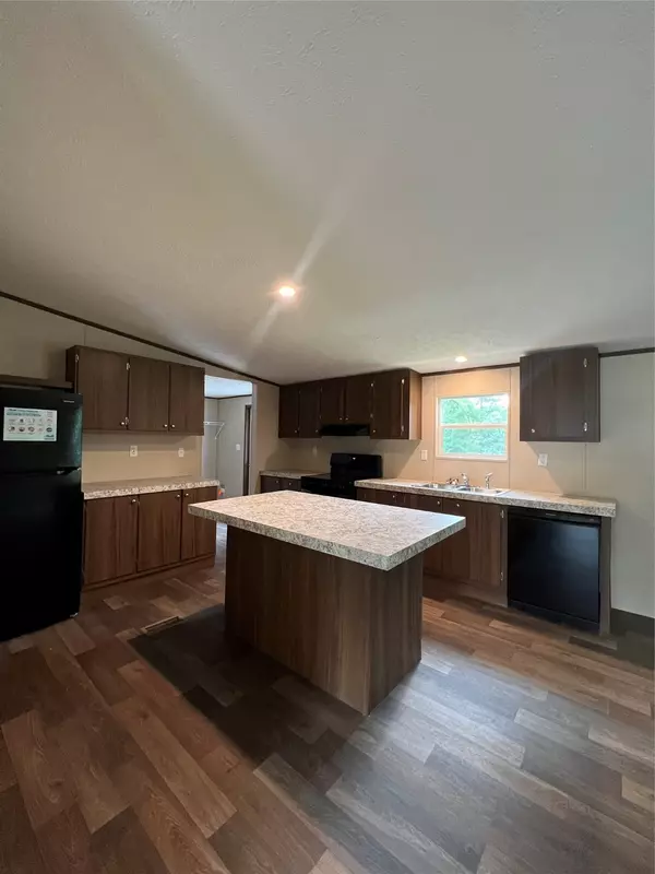 Huntsville, TX 77320,125 Wood Farm Estates RD