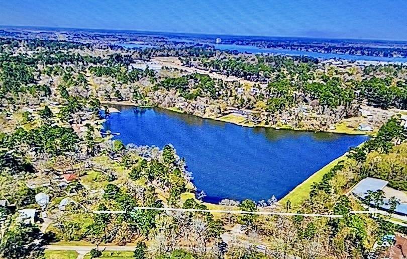 000 St Lawrence River Rd, Conroe, TX 77316