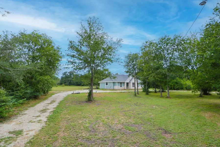 12029 Eagle LN, North Zulch, TX 77872
