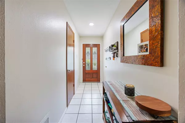 Friendswood, TX 77546,17003 Tibet RD