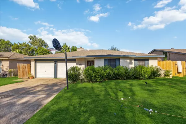 Friendswood, TX 77546,17003 Tibet RD