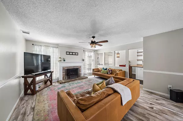 Houston, TX 77095,17203 Meadow Heights DR