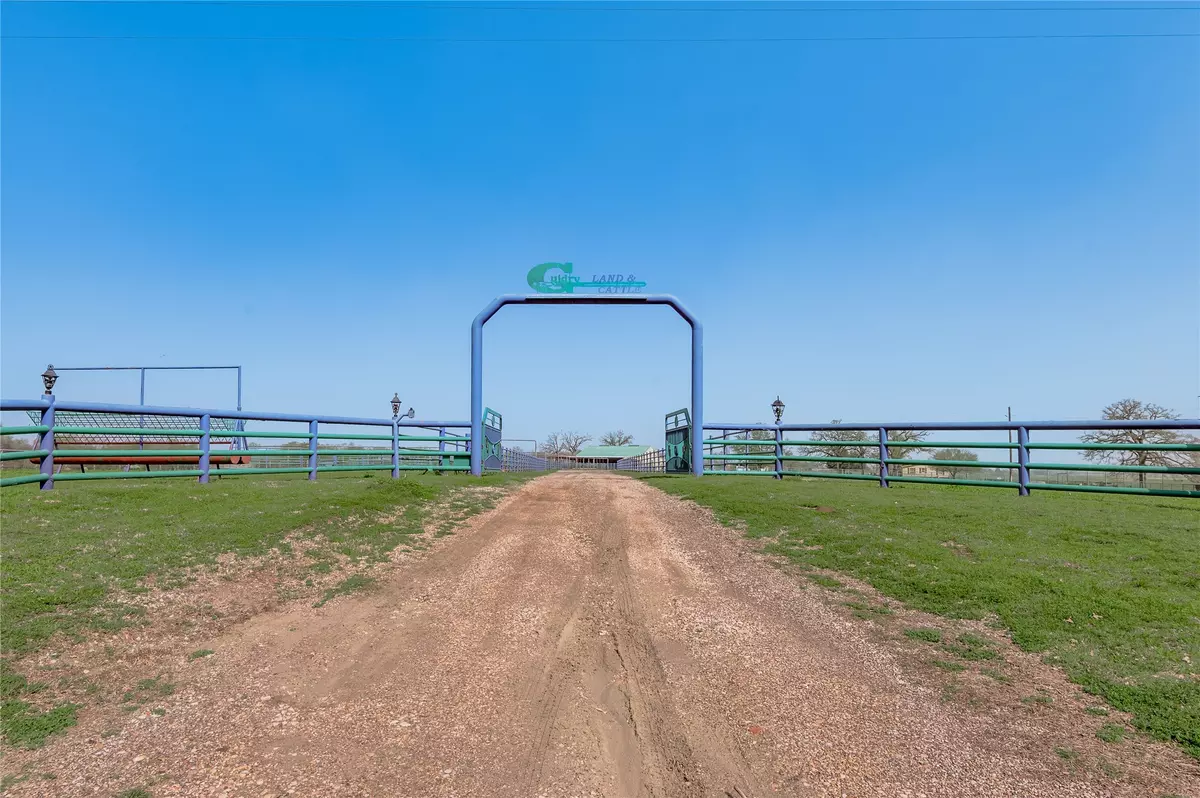 Madisonville, TX 77864,5657 Highway 21 E