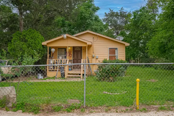 104 Dawson ST, Sealy, TX 77474