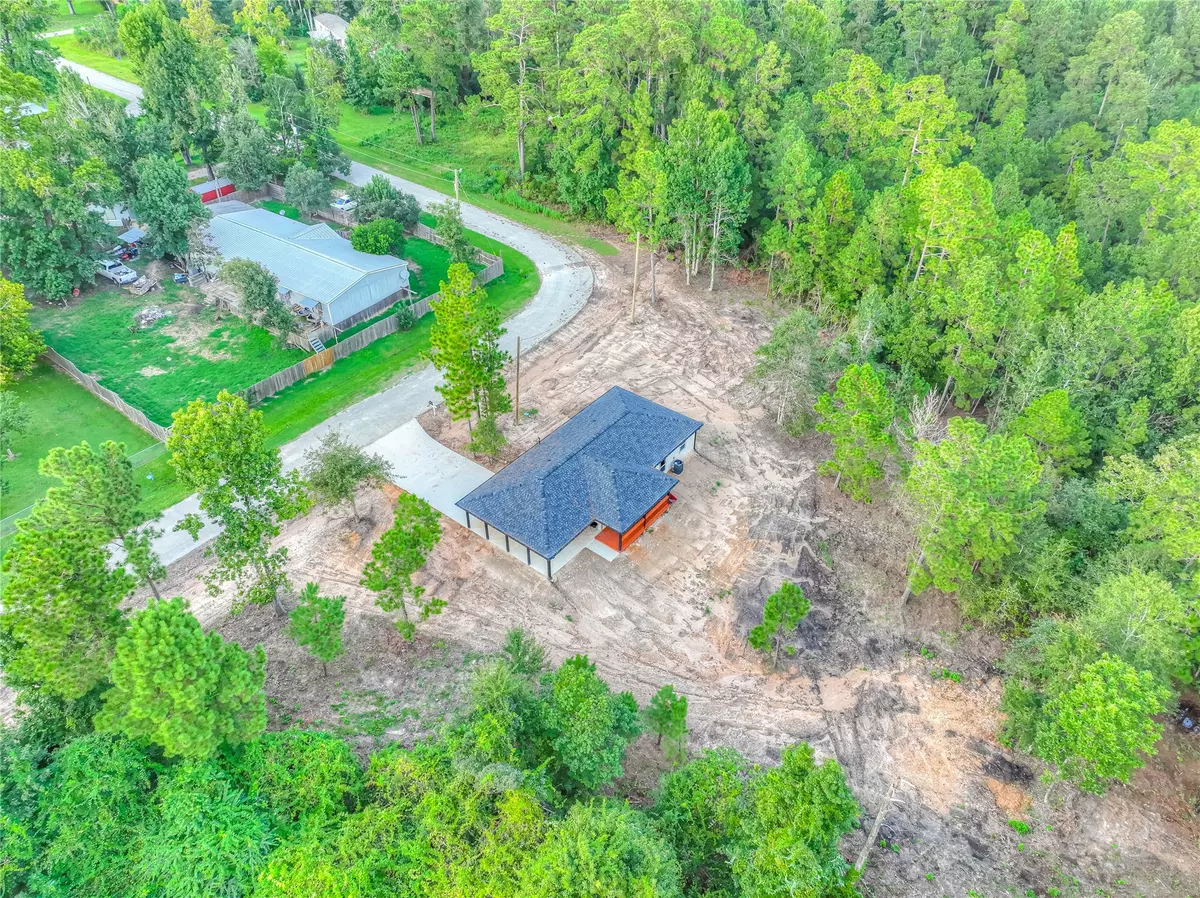 Onalaska, TX 77360,136 Walnut CV