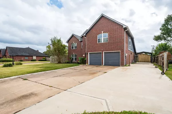 Alvin, TX 77511,3401 Wood Fox DR