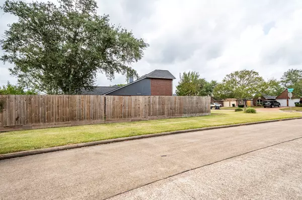 Alvin, TX 77511,3401 Wood Fox DR