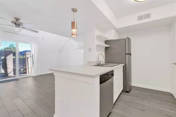 Houston, TX 77063,2800 Jeanetta ST #2104