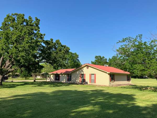 203 Webb AVE, Teague, TX 75860