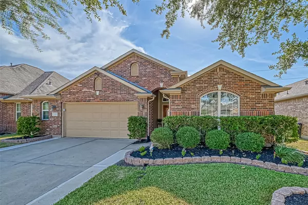 10069 Hidden Creek Falls LN, Brookshire, TX 77423