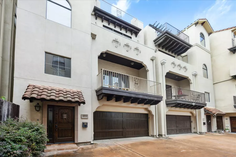 6034 Maxie ST, Houston, TX 77007