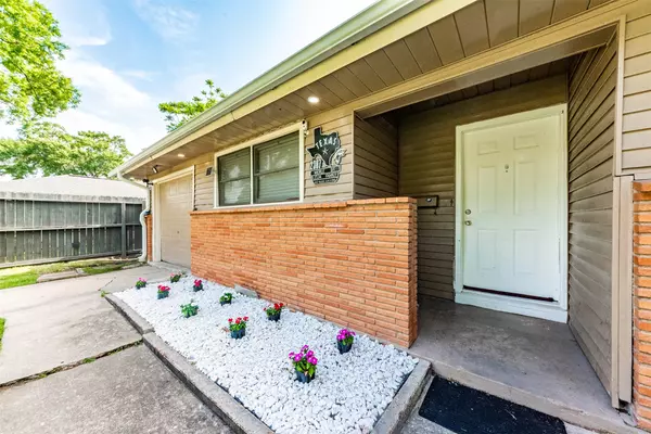 Pasadena, TX 77502,2307 Merle ST