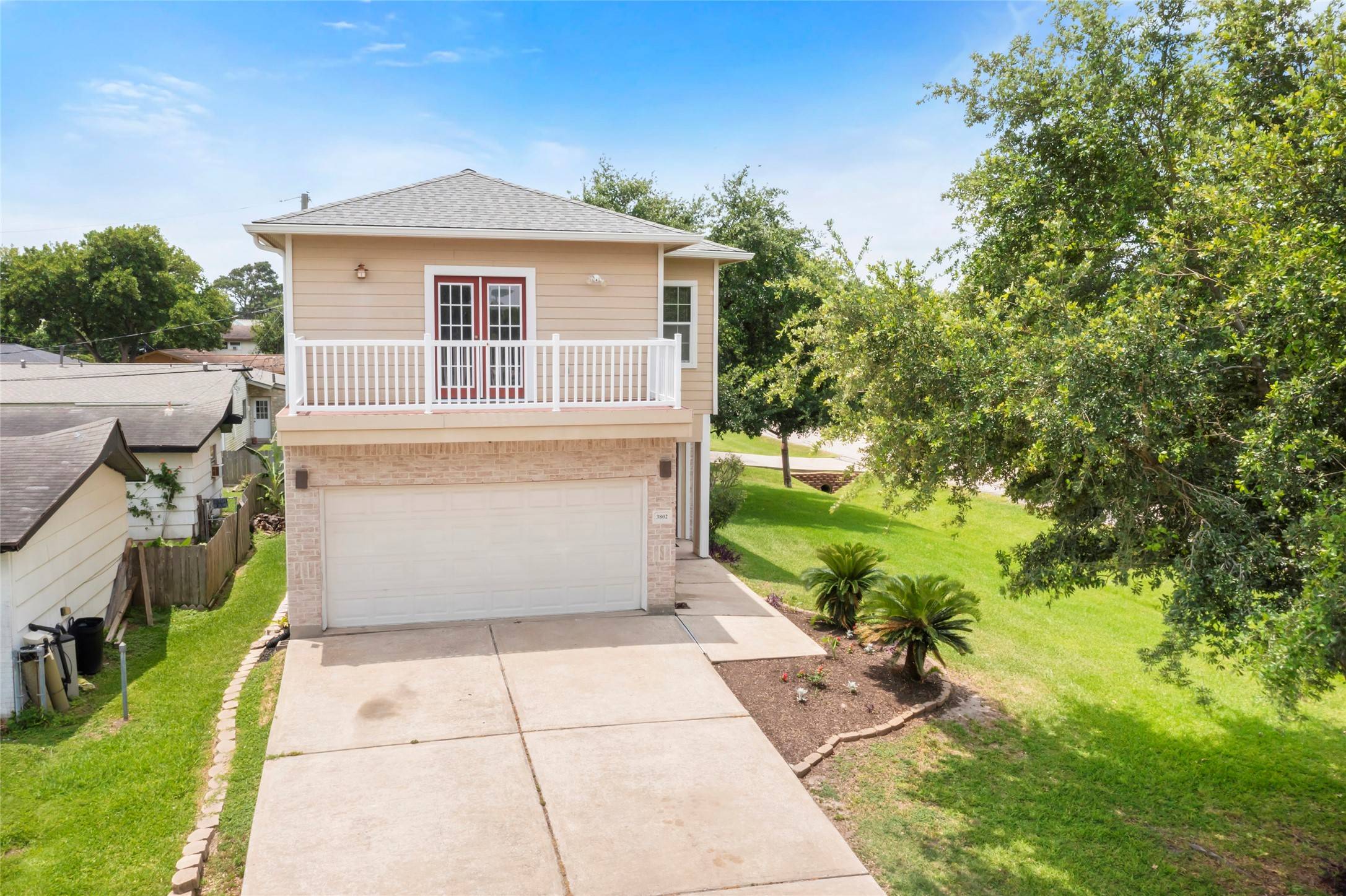 La Porte, TX 77571,3802 Barracuda LN