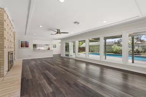 Houston, TX 77058,18210 Caprice LN