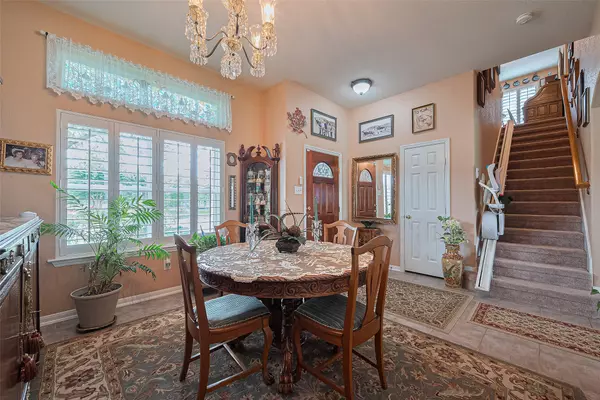 4223 Warwick DR, Pasadena, TX 77504