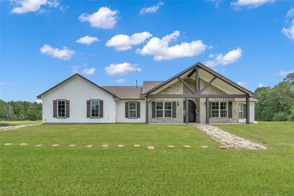 Huntsville, TX 77320,1368 Fm 247 RD