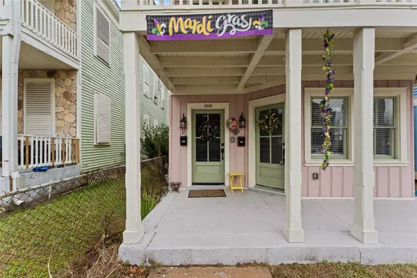 Galveston, TX 77550,1606 Avenue L #up