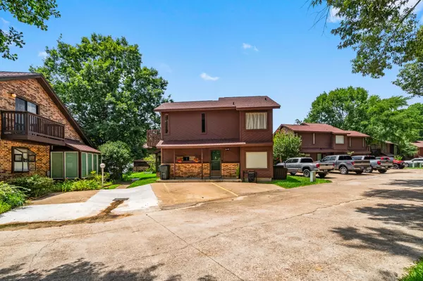 200 Fountain LK W #116, Livingston, TX 77351