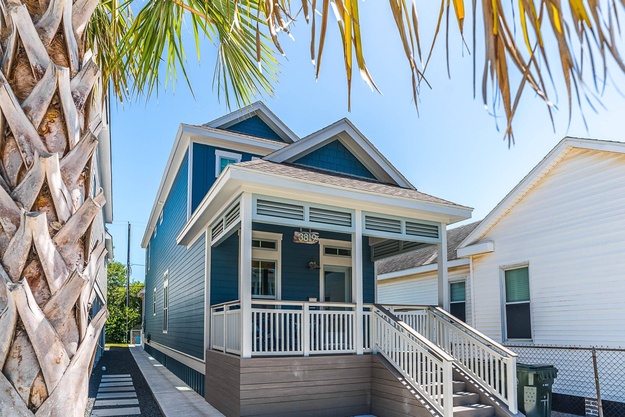 3819 Avenue R, Galveston, TX 77550