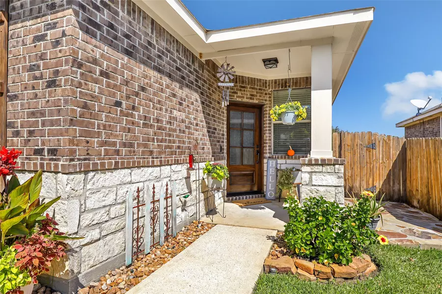 309 Country Crossing CIR, Magnolia, TX 77354