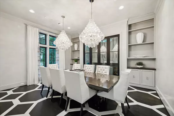 Bellaire, TX 77401,5324 Braeburn DR