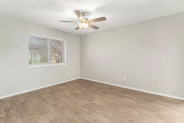 Houston, TX 77053,4915 Beechaven ST