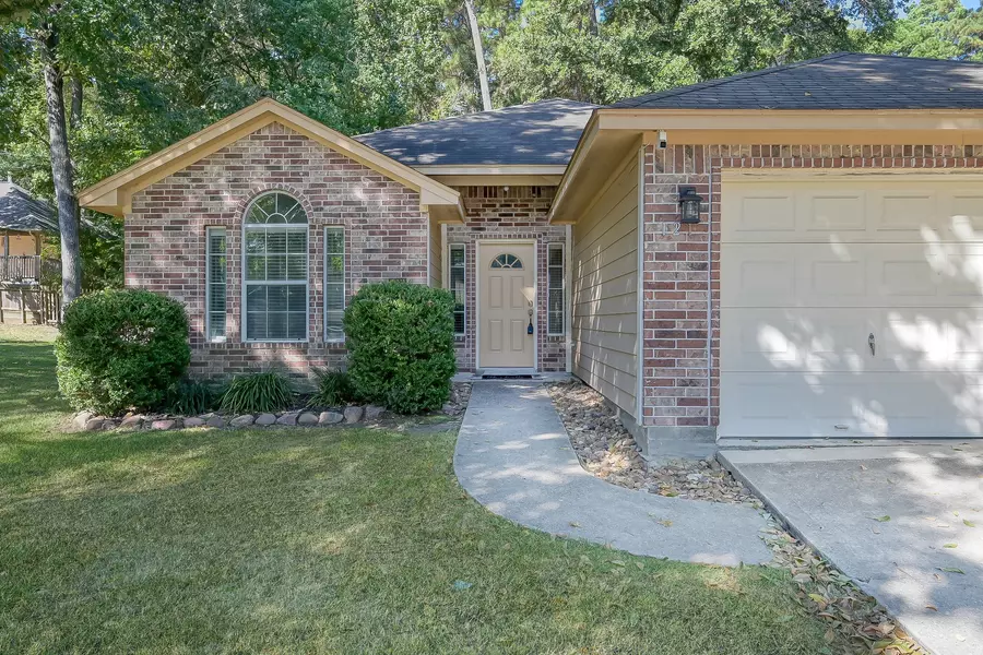 121 Clear Water ST W, Montgomery, TX 77356