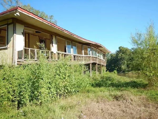 Vidor, TX 77662,440 Weiss Bluff Road