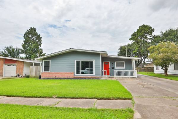 3218 Cedarcrest DR, Pasadena, TX 77503