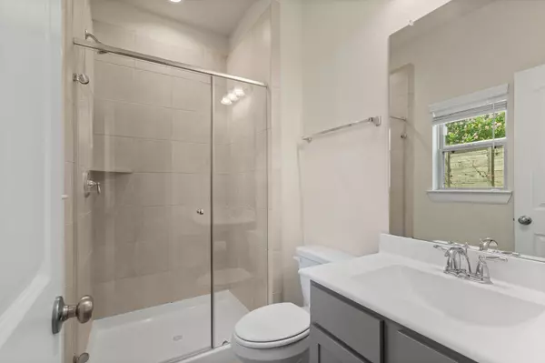 Houston, TX 77045,2021 Cambridge Heights PL