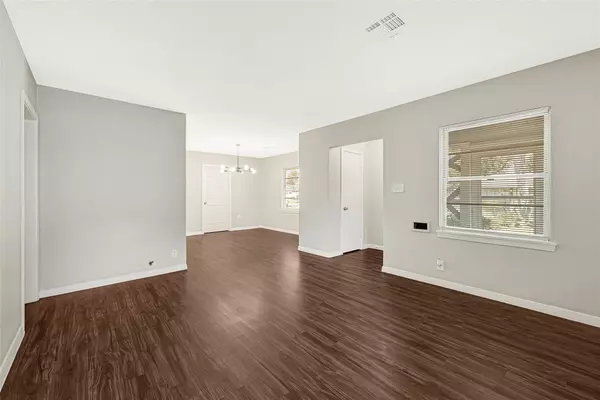 Houston, TX 77087,6306 Reed RD