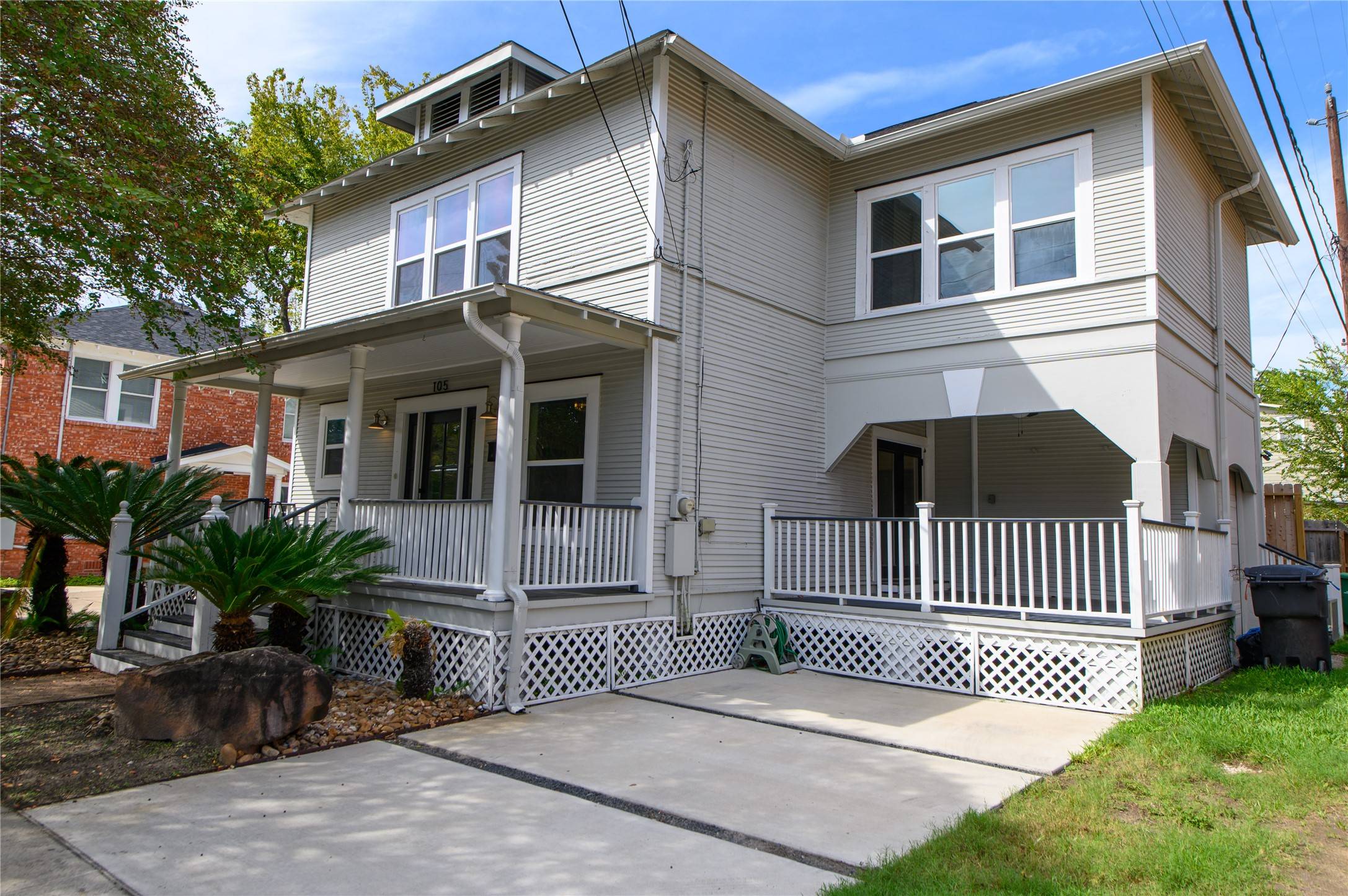 Houston, TX 77008,105 E 14th ST