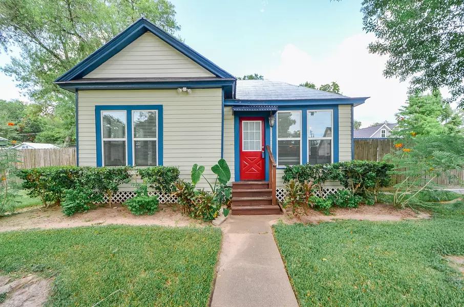 135 5th ST, Sugar Land, TX 77498