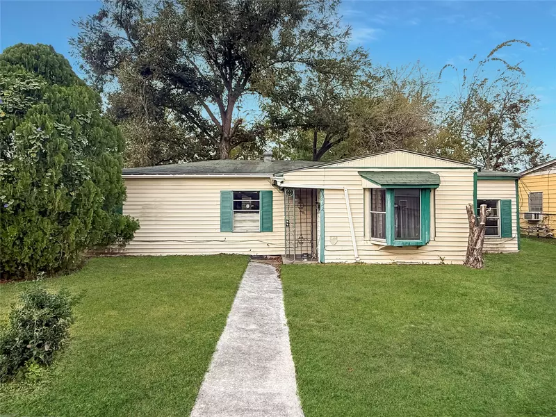 6832 Goforth ST, Houston, TX 77021