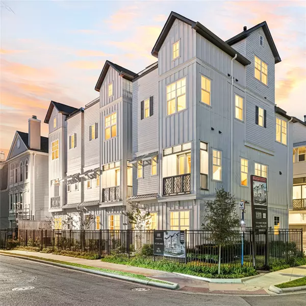 Houston, TX 77007,4022 Blossom ST