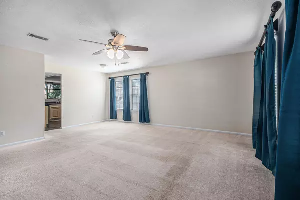 Houston, TX 77598,15819 Pipers View DR