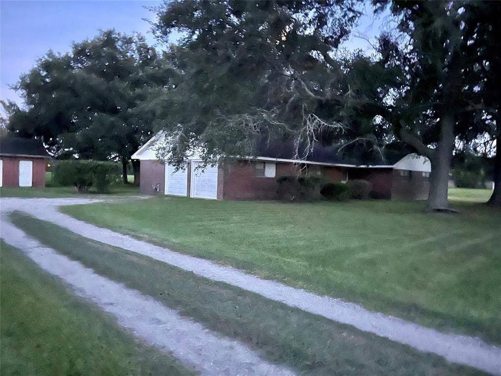 2453 Roy RD, Pearland, TX 77581