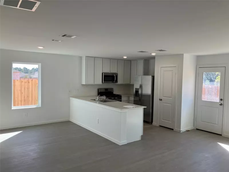 1519 Sunset Ridge DR, Conroe, TX 77303