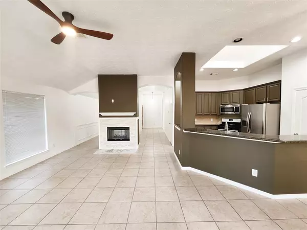 18730 Dempsey Oaks DR, Humble, TX 77346