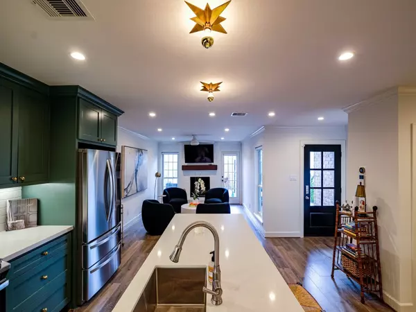 3139 Bissonnet ST, Houston, TX 77005