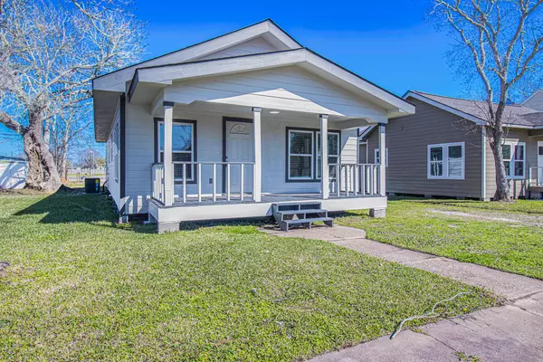 Freeport, TX 77541,522 W Broad ST