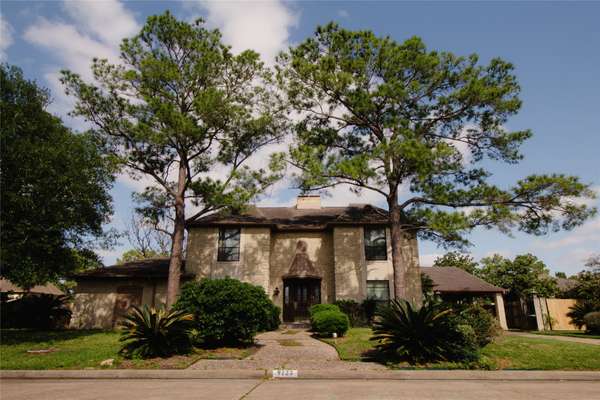 9723 Chalford DR,  Sugar Land,  TX 77498