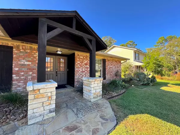 Huntsville, TX 77320,114 Elmwood ST