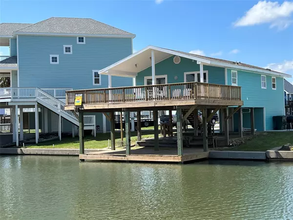 22123 Zapata, Galveston, TX 77554