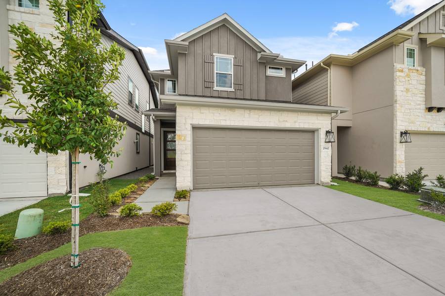 2942 Park Hill LN, Stafford, TX 77477