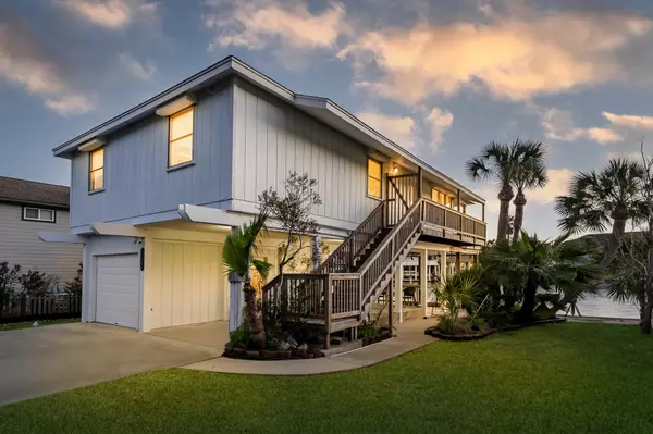 Jamaica Beach, TX 77554,4227 Karankawa WAY