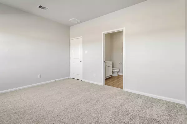 Houston, TX 77016,8210 Sunberry Shadow DR